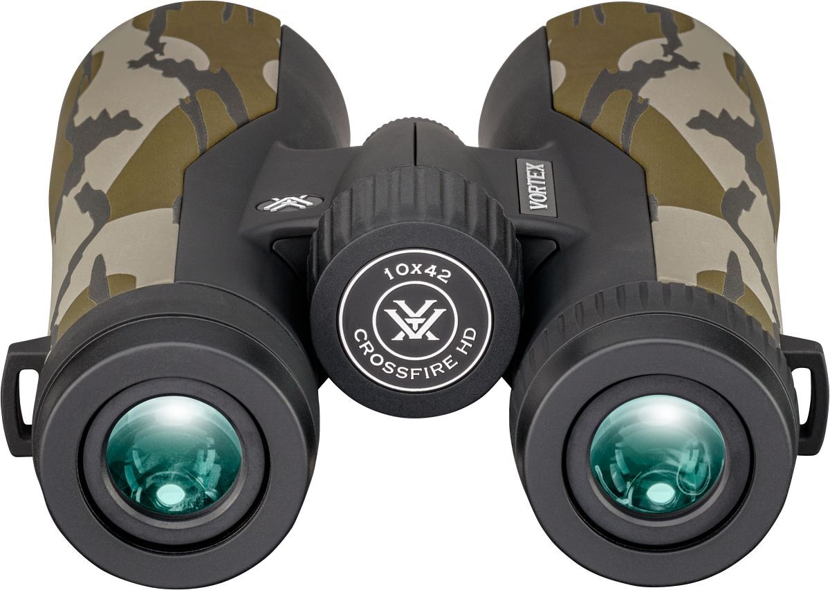 Frontansicht des Vortex Crossfire HD 10x42 Fernglases mit grünem Linsencoating und Camouflage-Gehäuse für Jagd und Naturbeobachtung