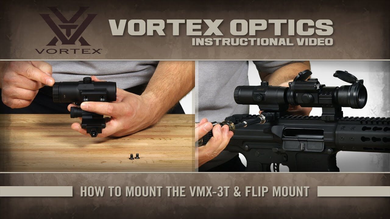 Person zeigt, wie man Vortex Optics VMX-3T und Flip Mount an einem Gewehr montiert