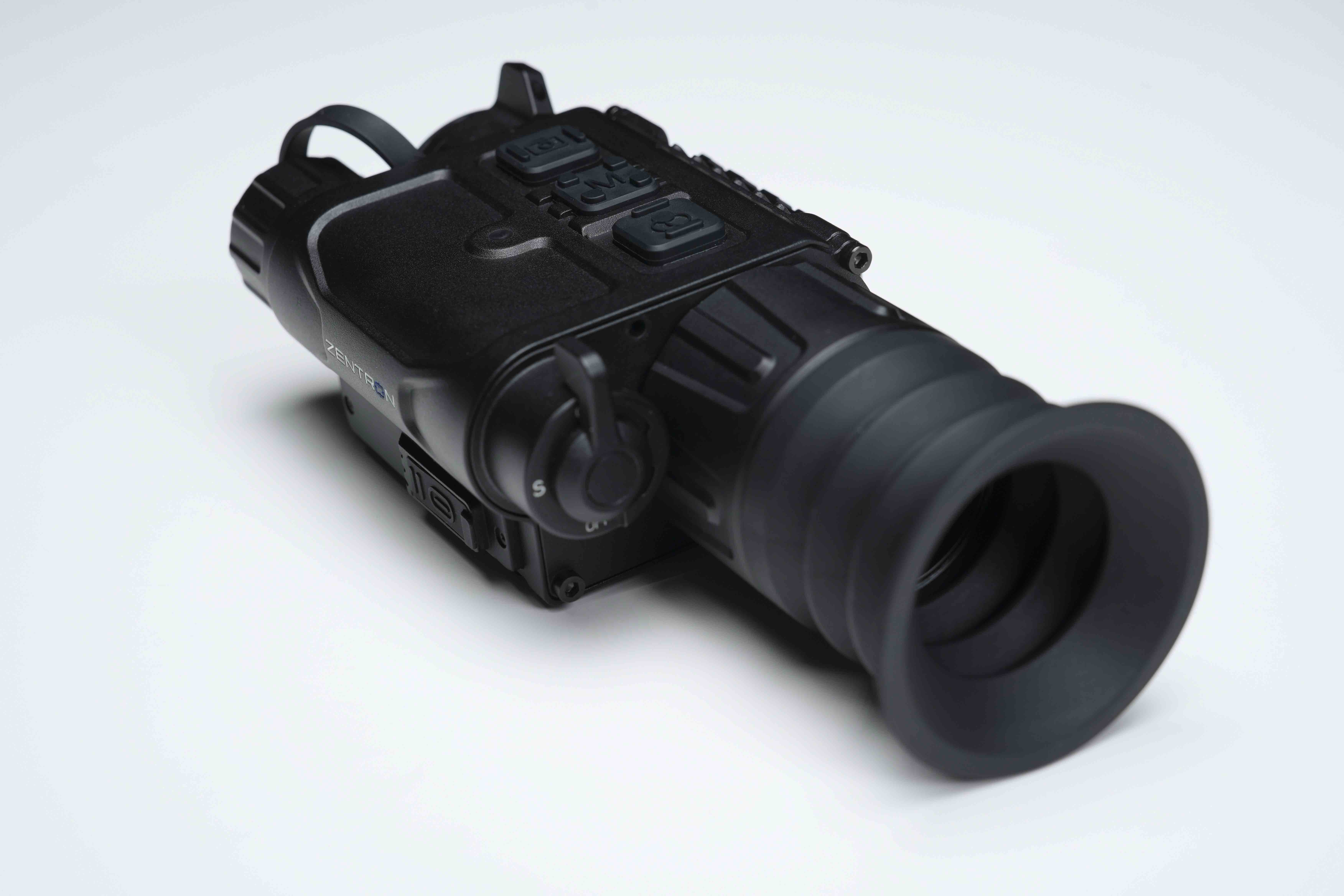 ZENTRON Mega CQ25R 4 in 1 Wärmebildgerät von Zentron mit 640×512 VOx-Sensor, OLED-Display und Laser-Entfernungsmesser für die Nachtjagd