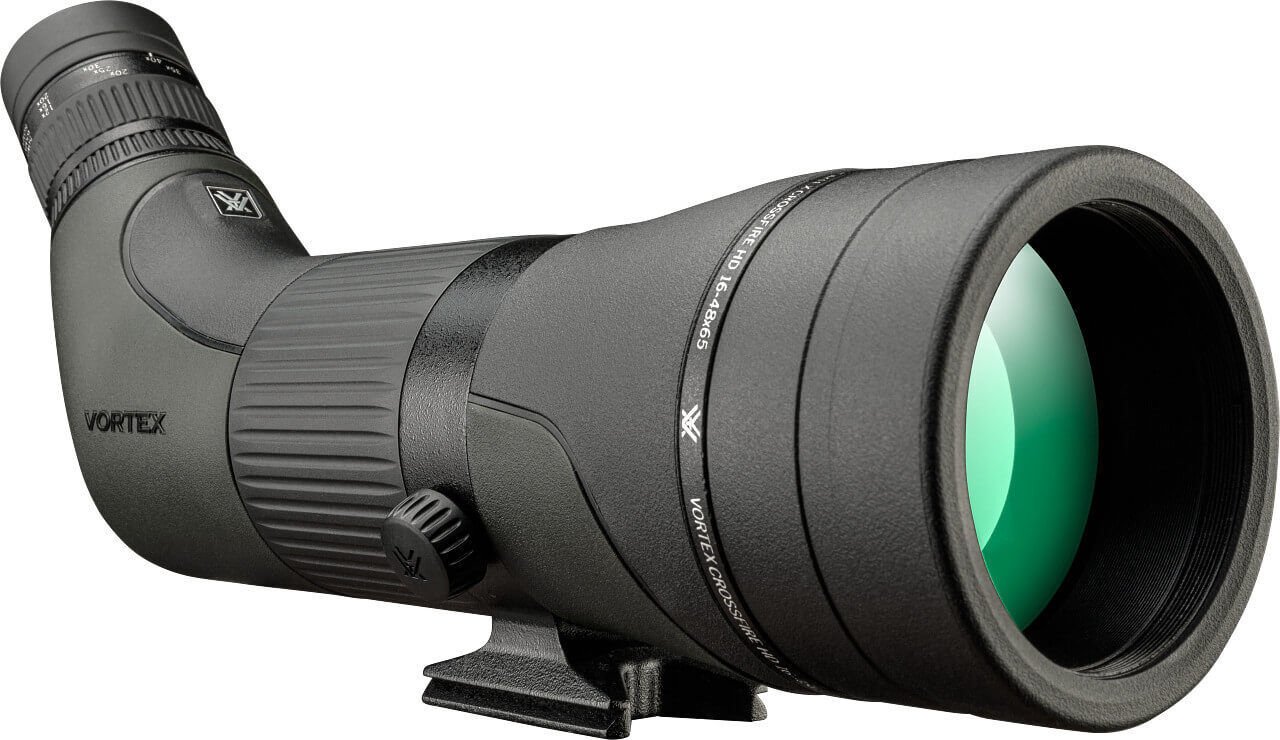 Ein schwarzes Spektiv mit starker Vergrößerung und grünlich schimmerndem Objektiv, ideal für Outdoor-Beobachtungen.