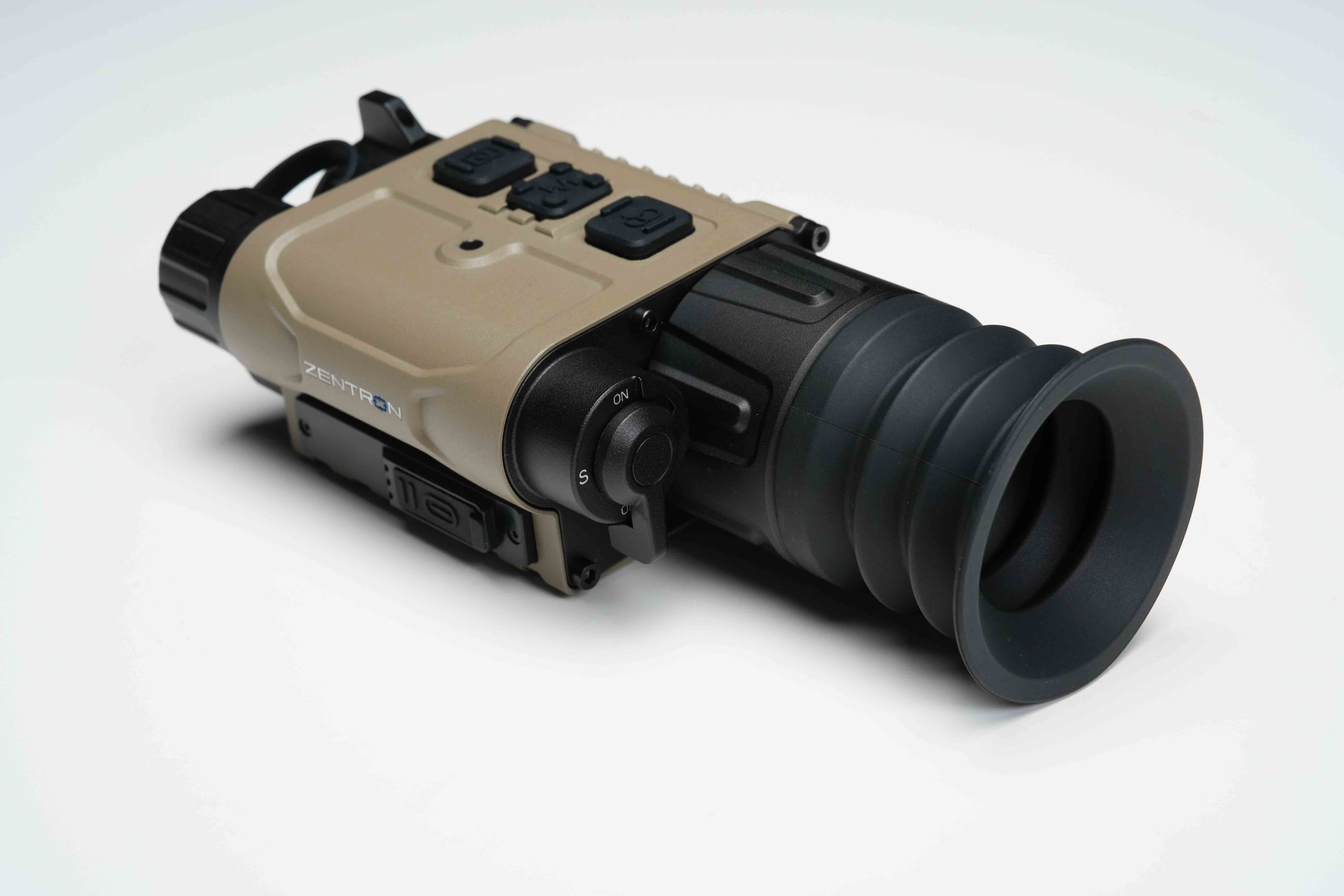 ZENTRON C50R TAN Wärmebild-Vorsatzgerät mit integriertem Laser-Entfernungsmesser bis 1200 m, 640×512 Sensor, OLED 1920×1080, IP67, 425 g