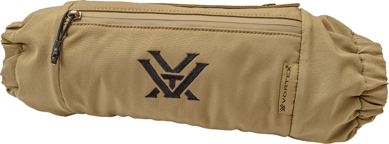 Beige Hüfttasche mit Reißverschluss und schwarzem Logo auf der Vorderseite