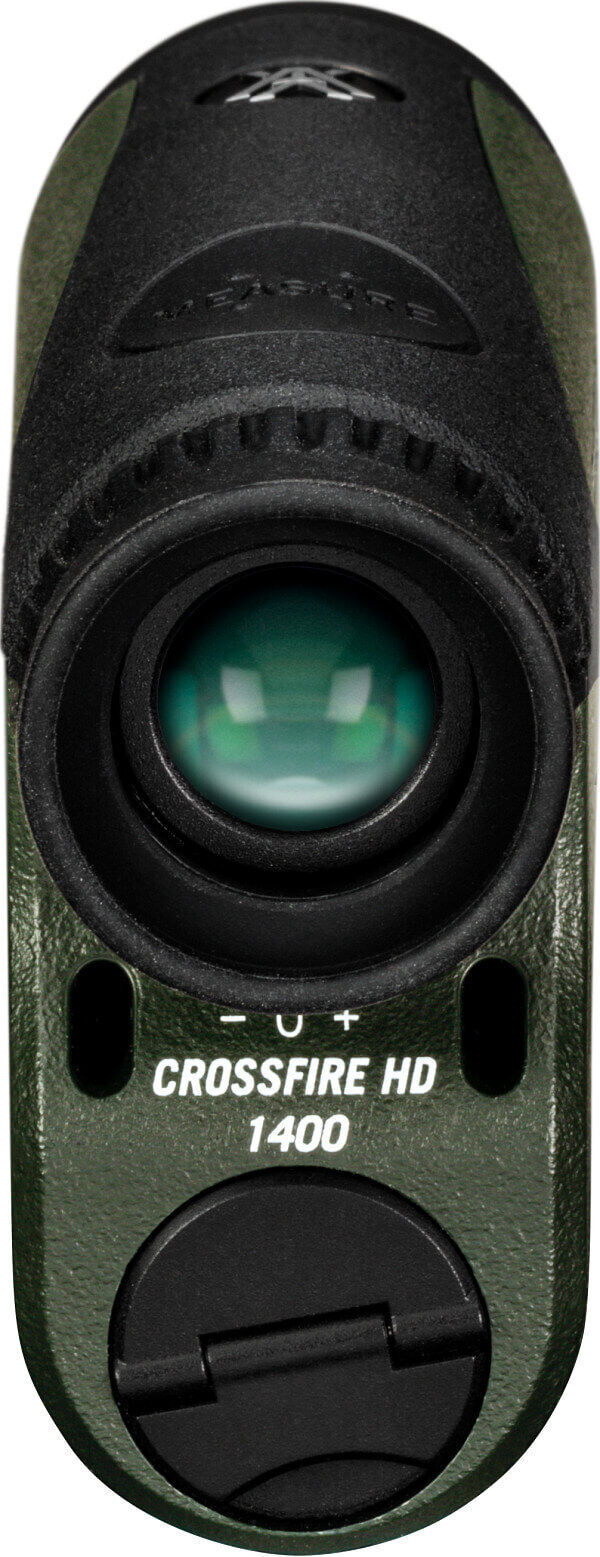 Nahaufnahme des Vortex Crossfire HD 1400 Fernglases in grün und schwarz mit Linse und Beschriftung