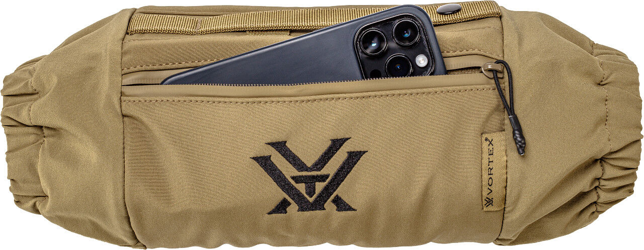 Beige Gürteltasche von Vortex mit Smartphone, Logo sichtbar, Reißverschluss geöffnet