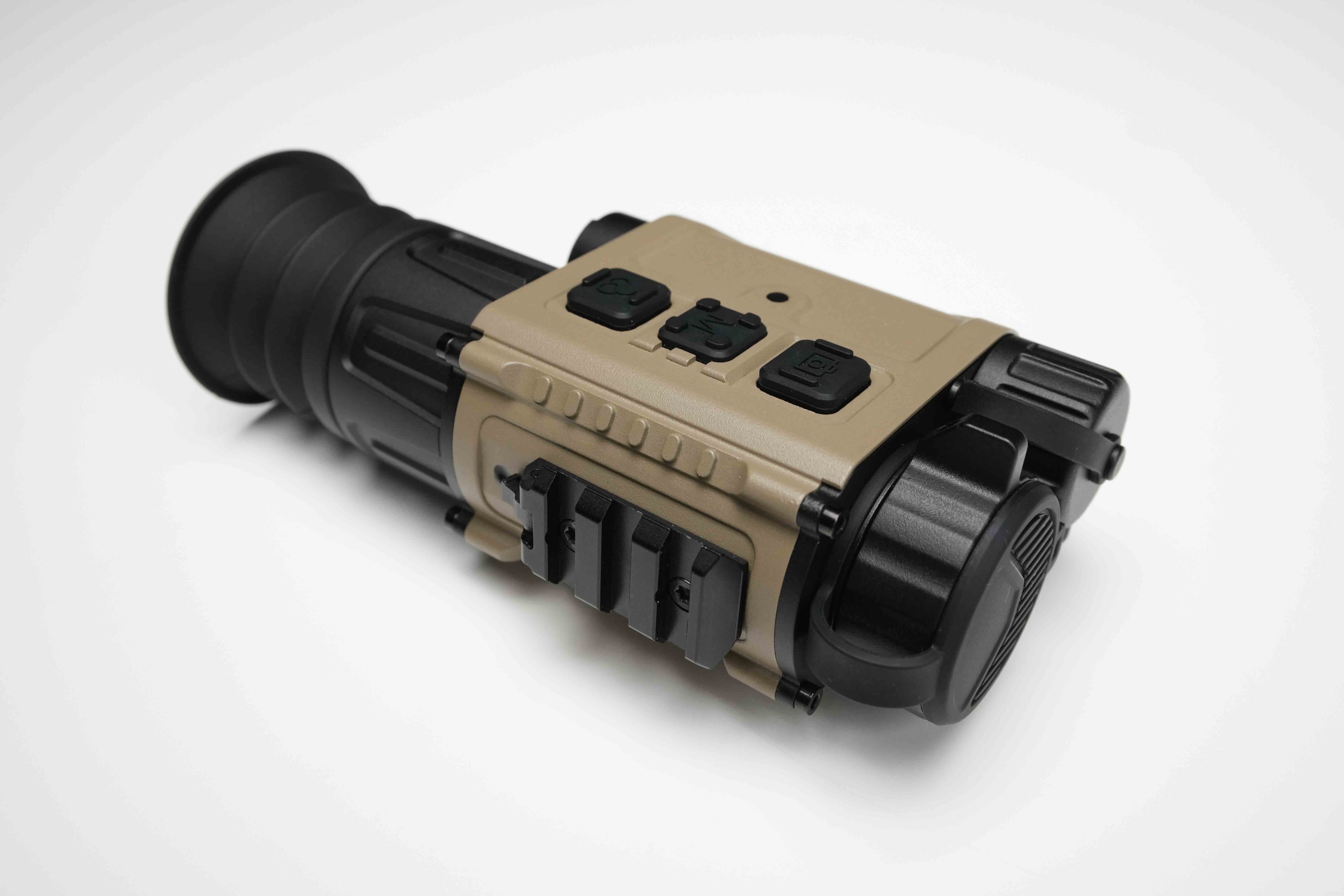 ZENTRON C50R TAN Wärmebild-Vorsatzgerät als Clip-On mit integriertem Laser-Entfernungsmesser bis 1200 m, 640×512 Sensor, robustes IP67-Gehäuse
