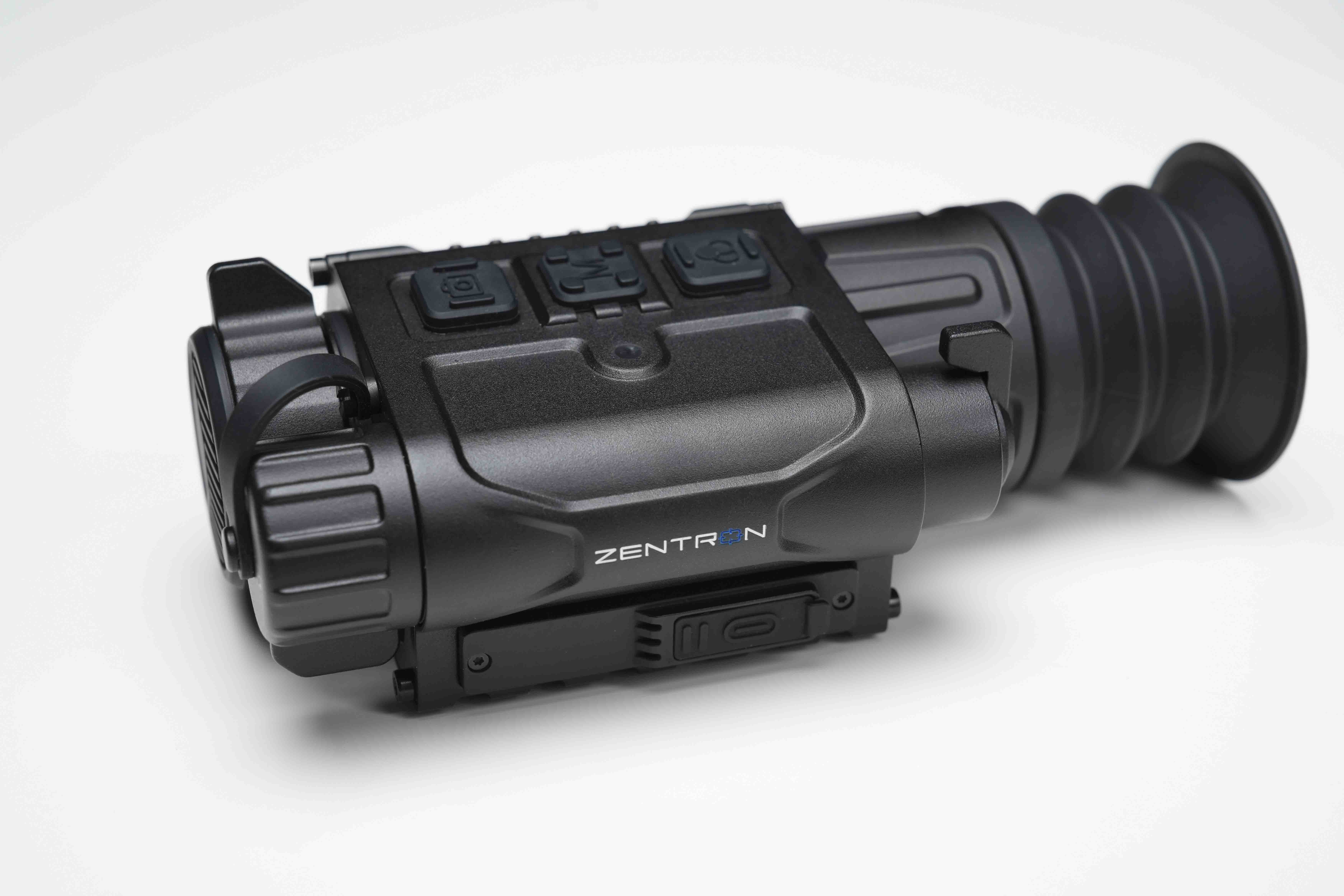 Produktfoto des ZENTRON Mega CQ25R 4 in 1 von Zentron: leichtes Wärmebildgerät mit 640×512 VOx-Sensor, OLED-Display und Laser-Entfernungsmesser für Nachtjagd