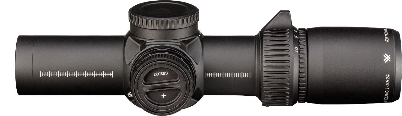 Seitenansicht des Vortex Razor AMG 1-10x24 Zielfernrohrs, robustes taktisches LPVO mit seitlichen Verstelltürmen und Vergrößerungsring