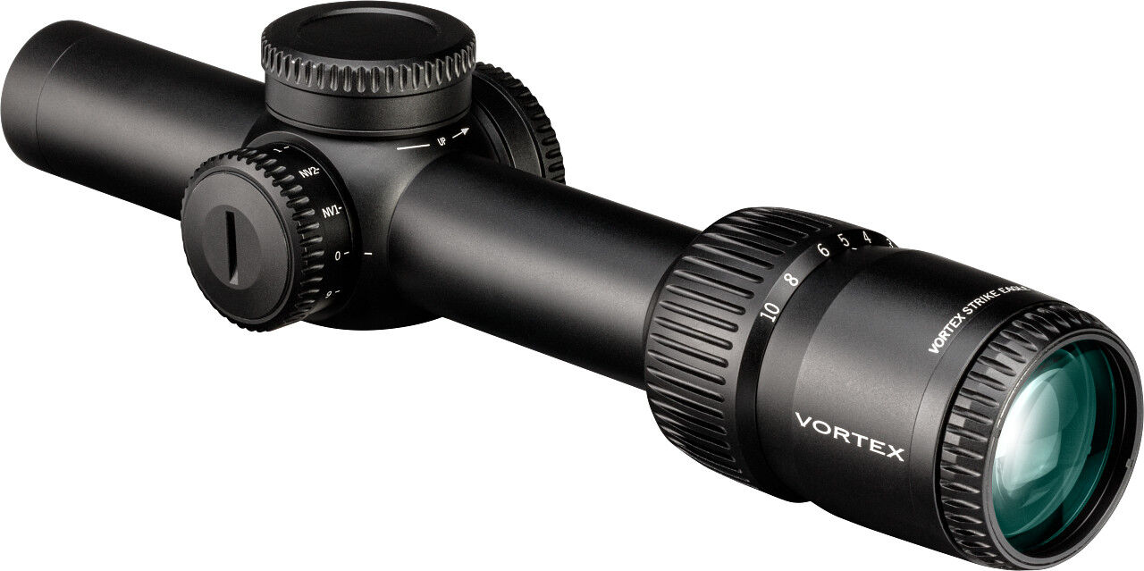 Schwarzes Vortex Strike Eagle Zielfernrohr mit großer Frontlinse, seitlichen Verstellrädern und geriffeltem Zoomring