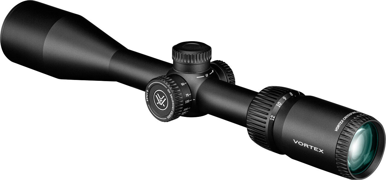 Schwarzes Vortex Crossfire II 4-12x44 AO Zielfernrohr mit Vergrößerungsregler und Fokussierungsmöglichkeiten, ideal für präzises Zielen beim Schießen.