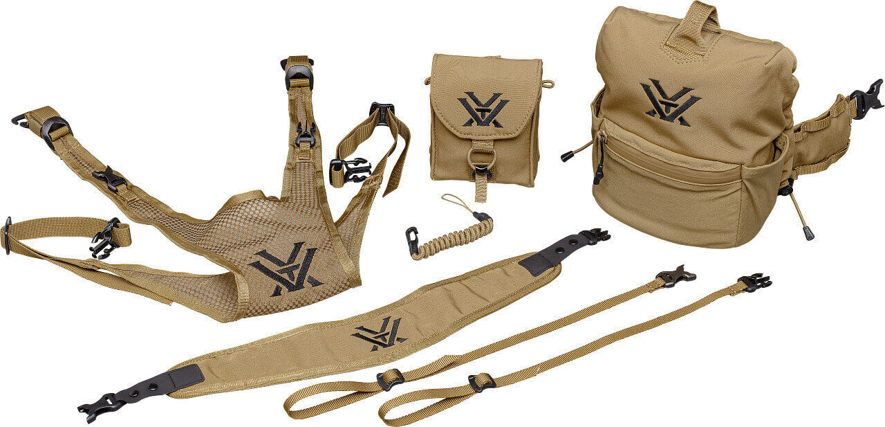 Komplettes Outdoor-Taktik Gurtset in Beige, inklusive mehrerer Taschen und Zubehör, ideal für Wandern und Abenteuer.