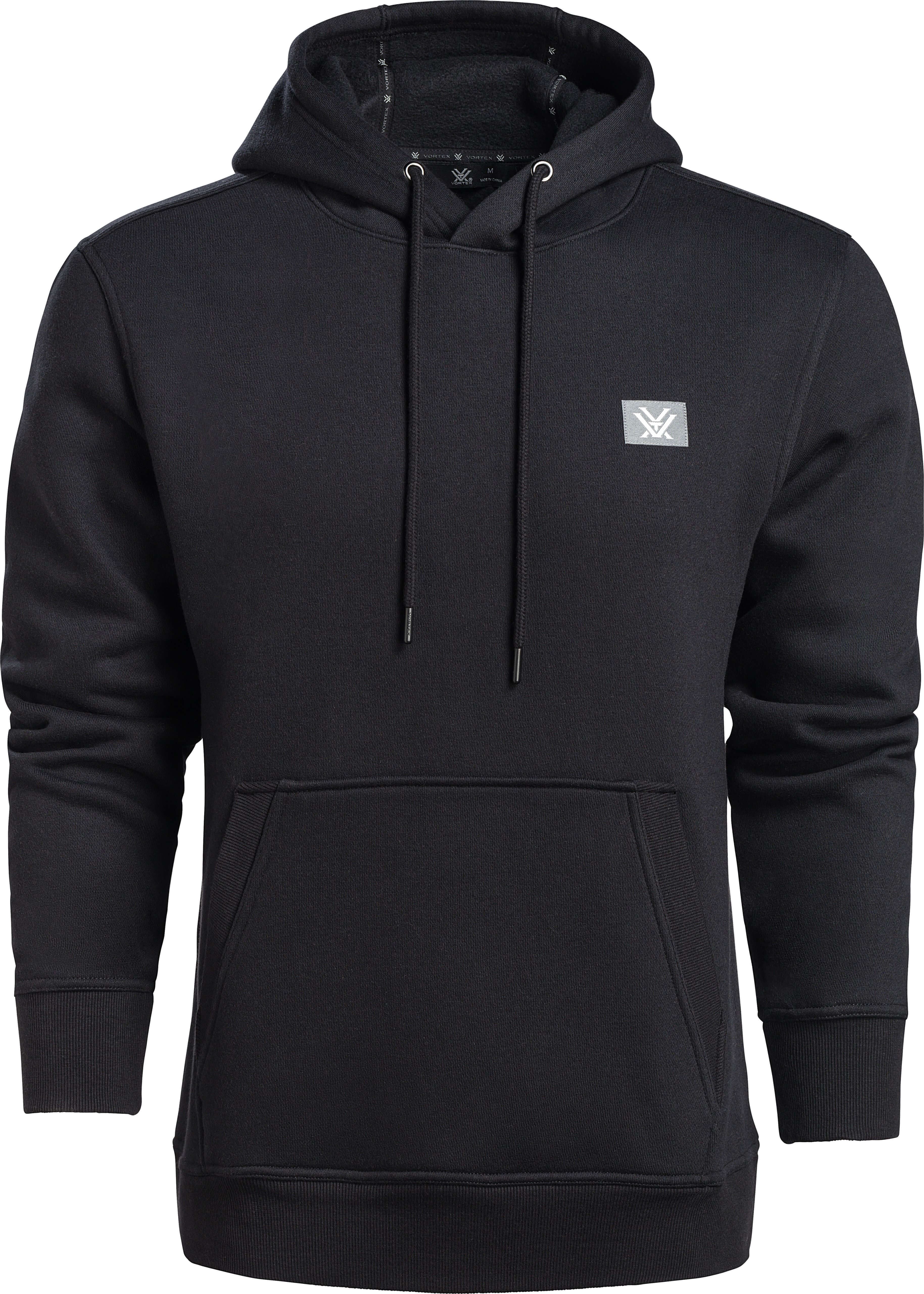 Schwarzer Kapuzenpullover mit Kängurutasche, Kordelzug und einem kleinen Logo-Aufdruck auf der Brust