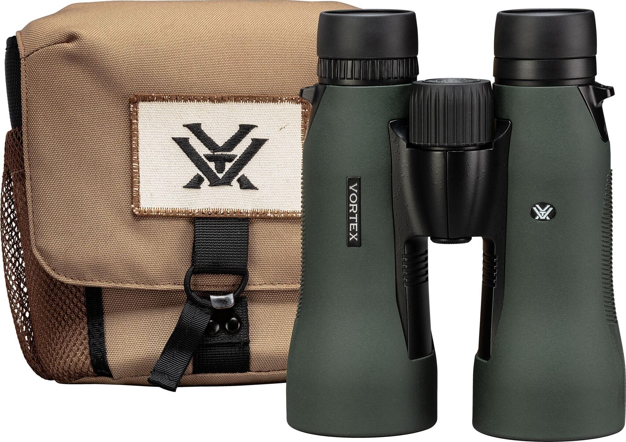 Grünes Vortex Fernglas mit brauner Tragetasche und Logo, ideal für Outdoor-Aktivitäten.